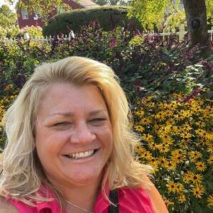 Meet your Posher, Lee